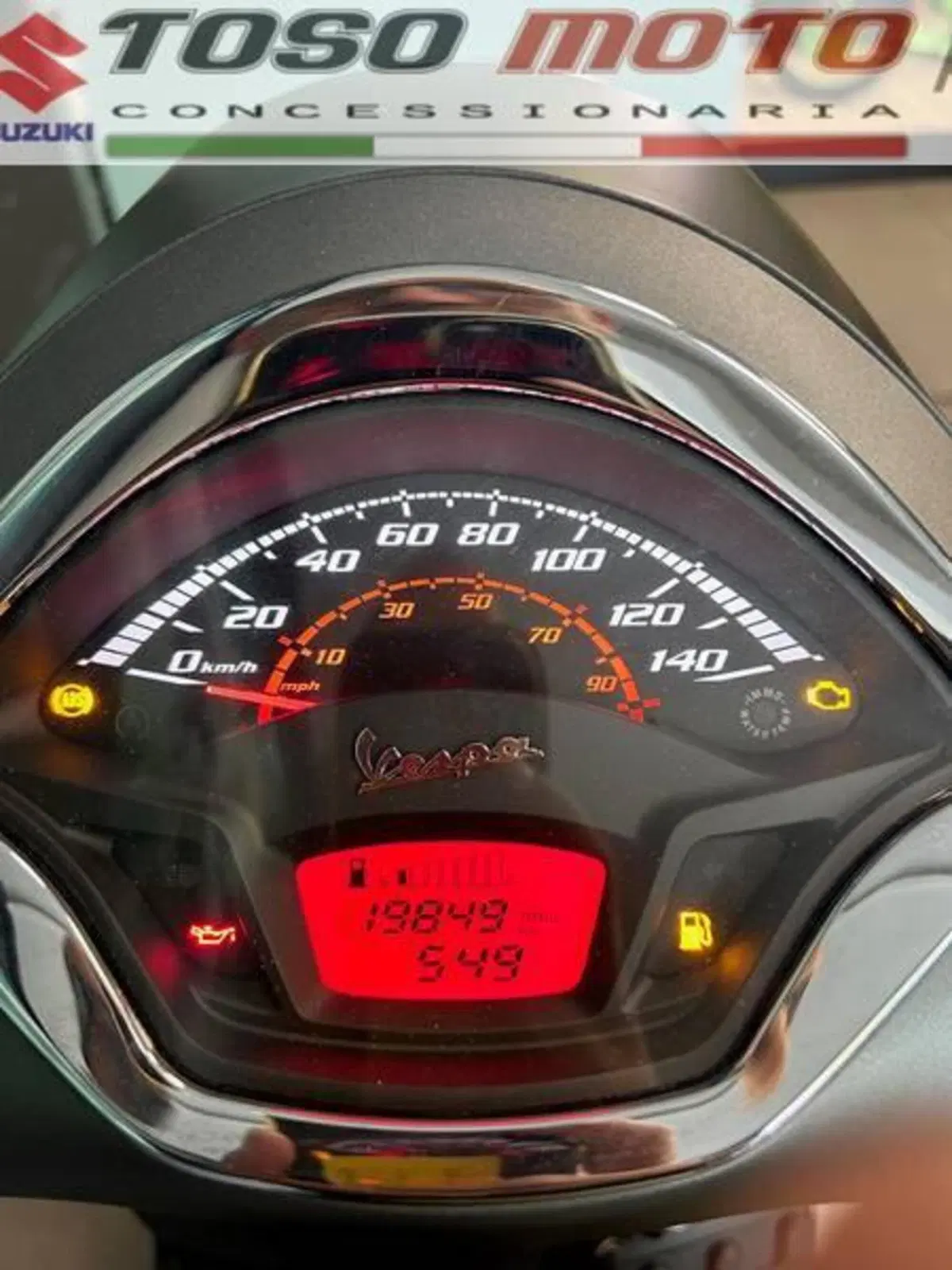 Vespa GTS 300 Hpe (2019) (7)