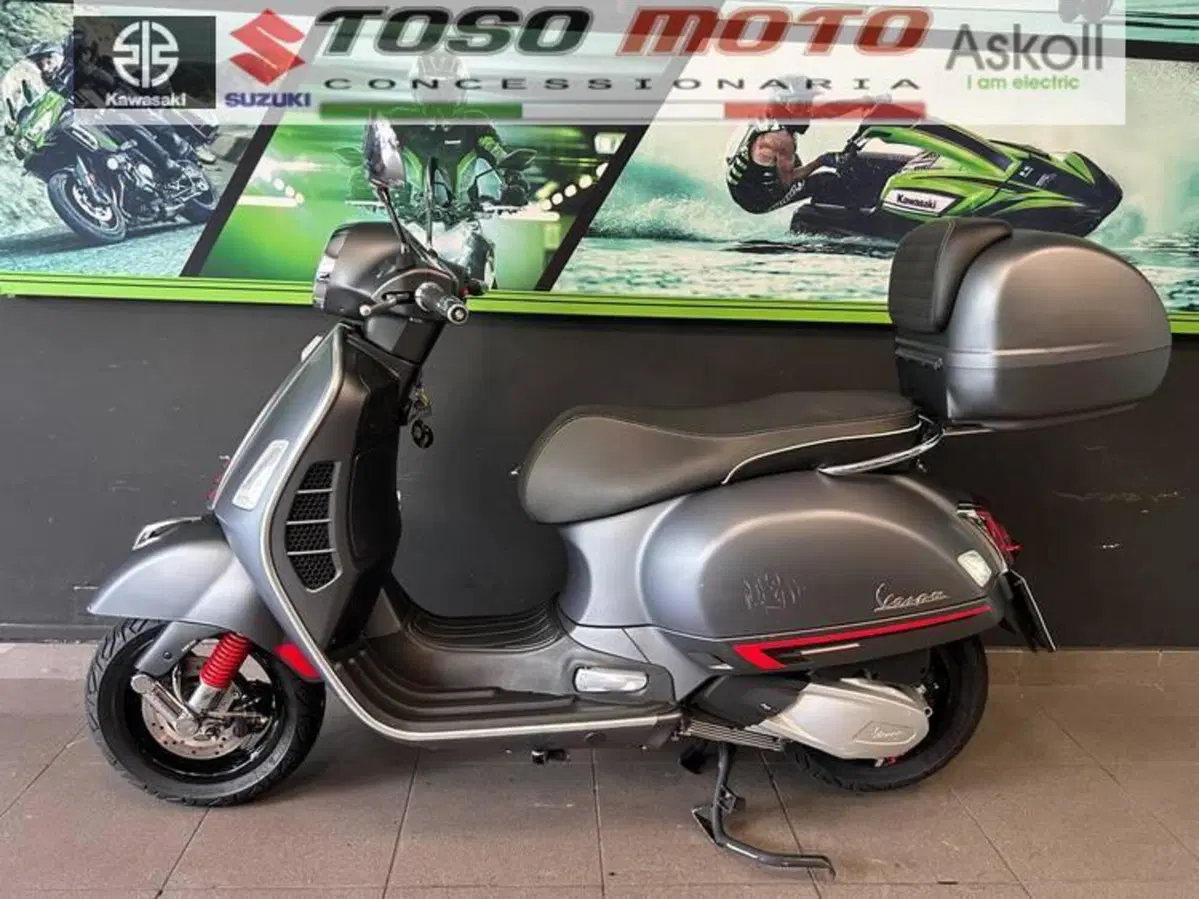 Vespa GTS 300 Hpe (2019) (8)