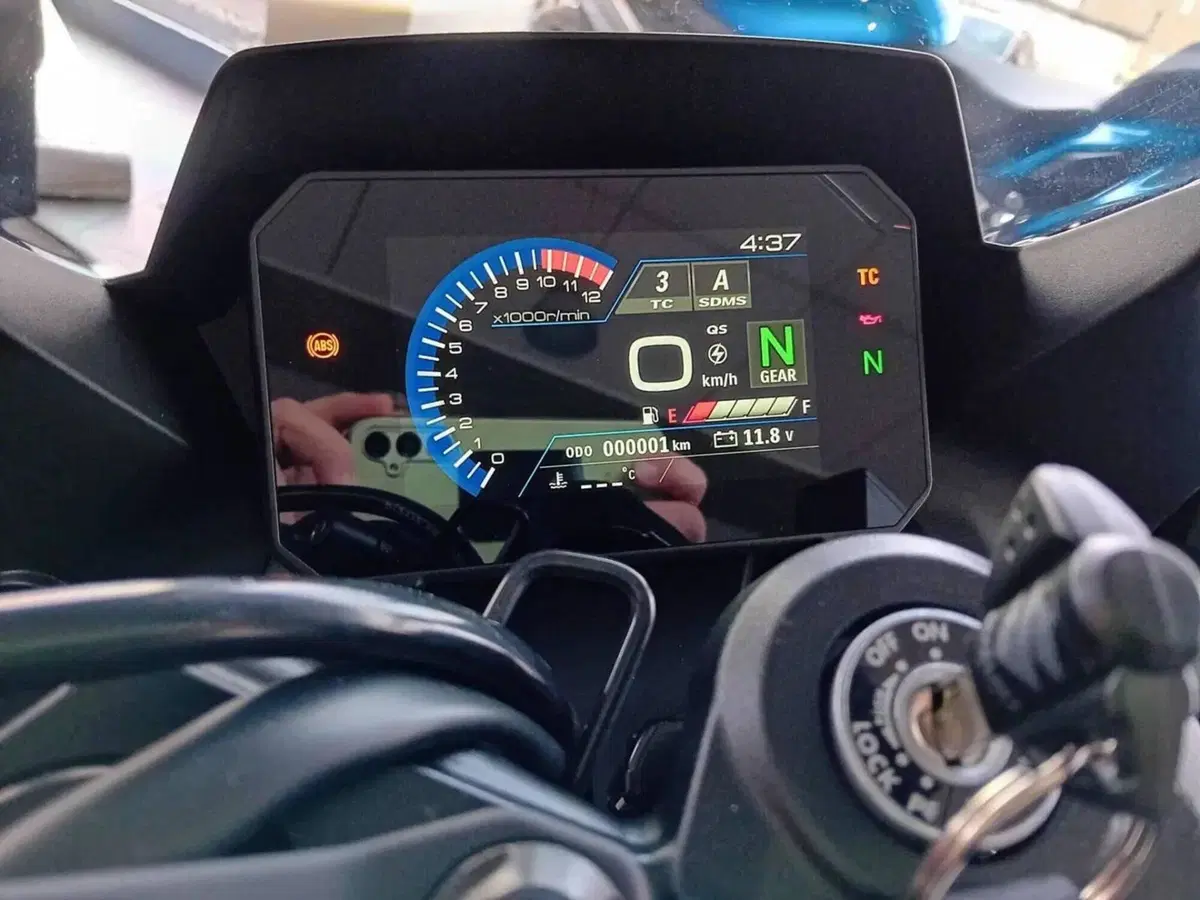 Suzuki GSX-8R (2024 - 26) (6)