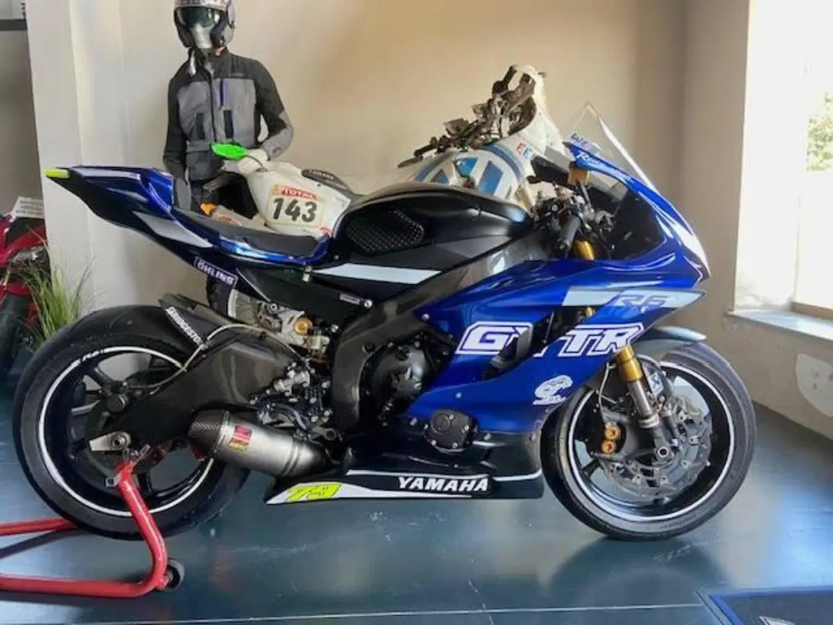 Yamaha YZF R6 (2008 - 09)