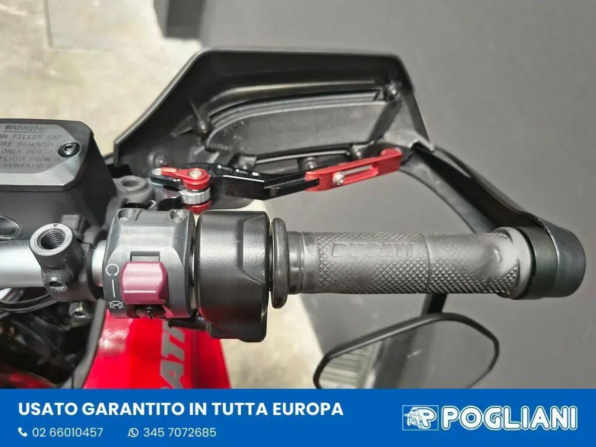 Ducati Hyperstrada 939 (2016 - 18) (8)