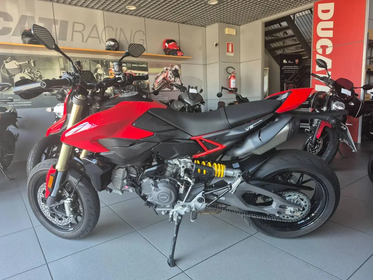 Ducati Hypermotard V2 (2026) (4)