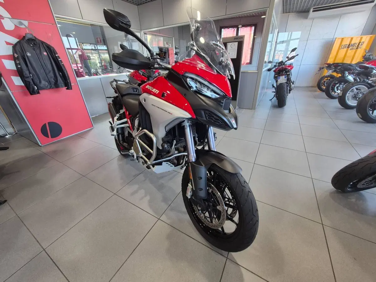 Ducati Multistrada V4 S (2021 - 24) (2)