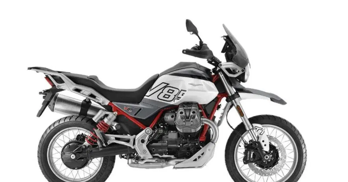 Una V85 TT del 2024: l'usato del giorno per chi vuole il fascino Guzzi senza pagarlo come nuovo