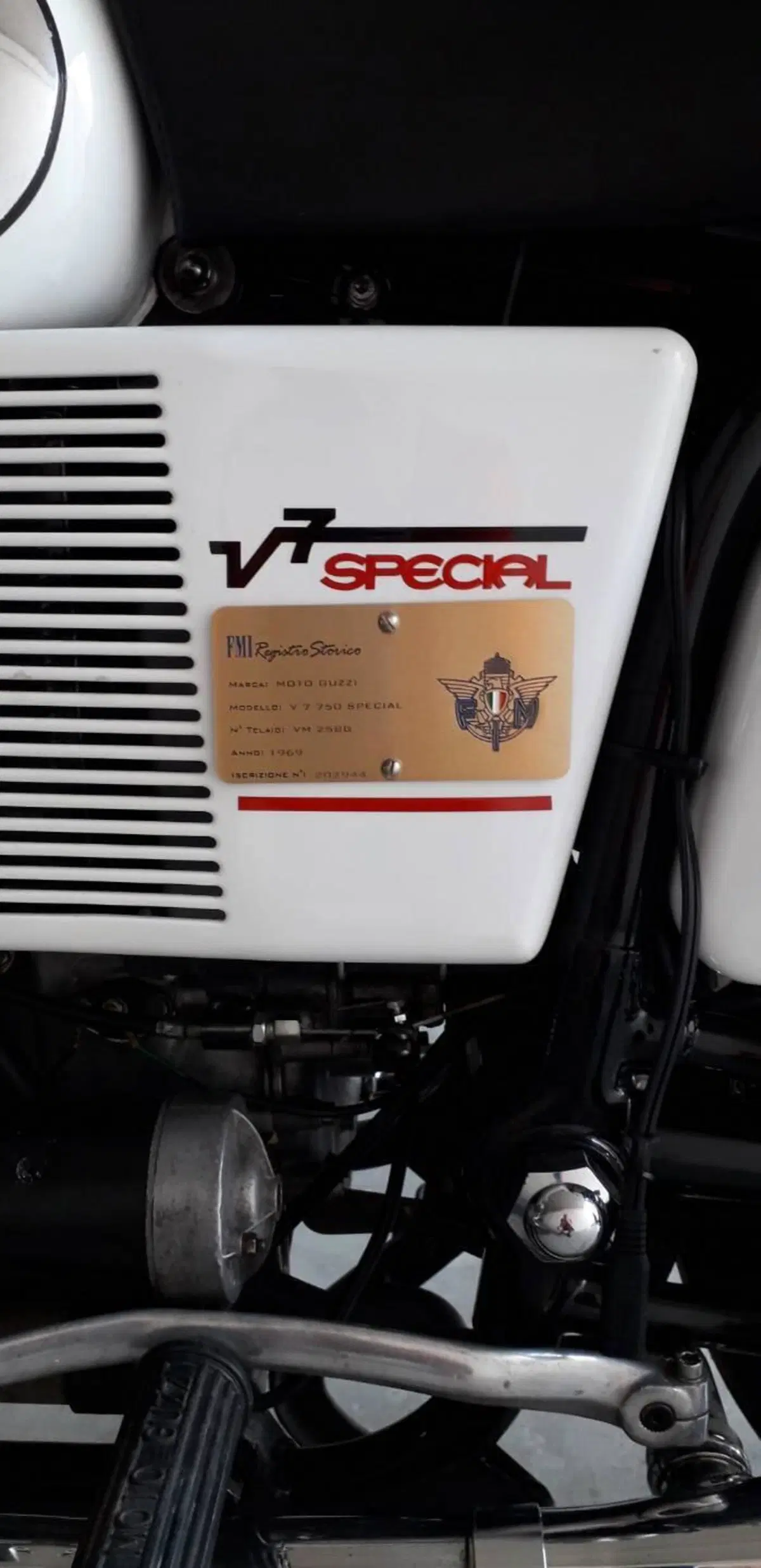 Moto Guzzi v7 special (5)