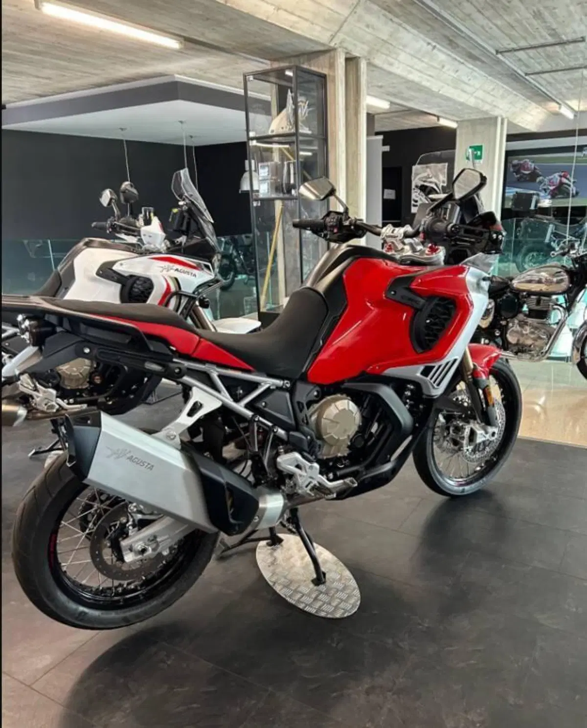 MV Agusta LXP Enduro Veloce (2024 - 25) (4)