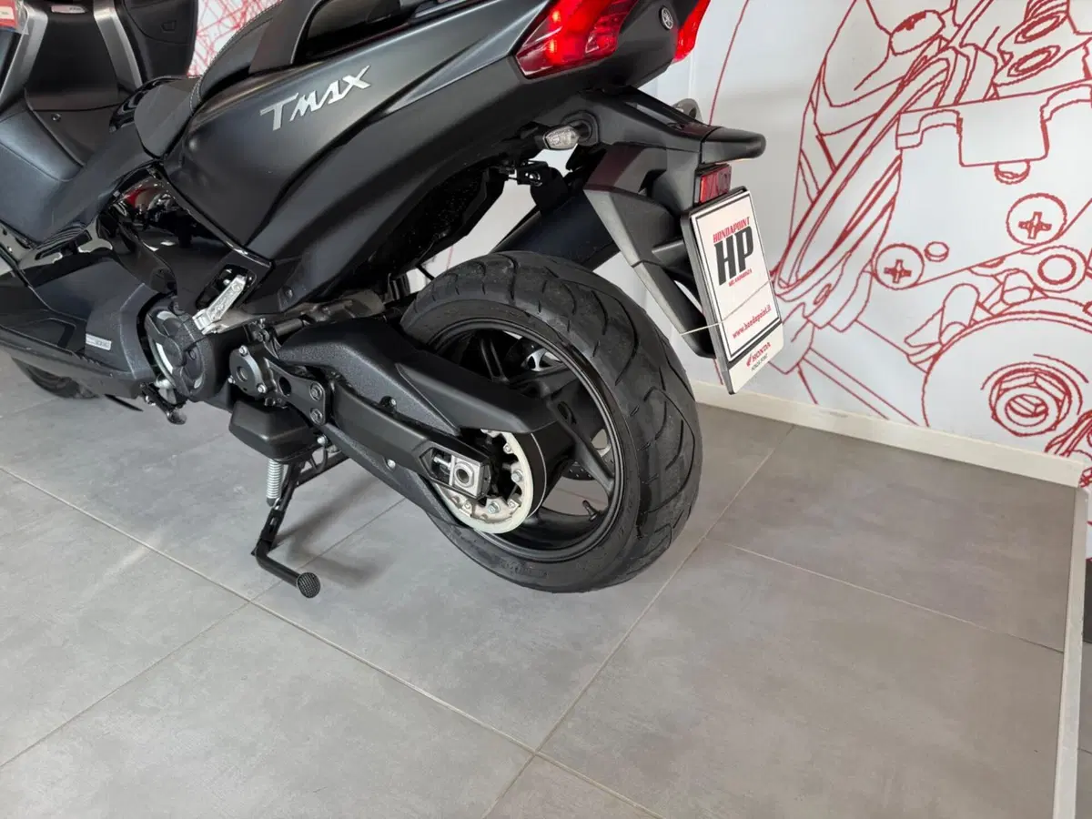 Yamaha T-Max 530 DX (2017 - 19) (15)