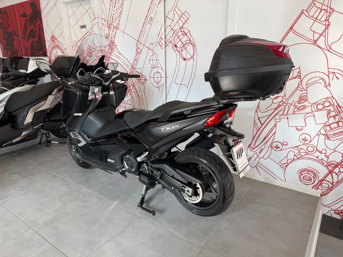 Yamaha T-Max 530 DX (2017 - 19) (6)