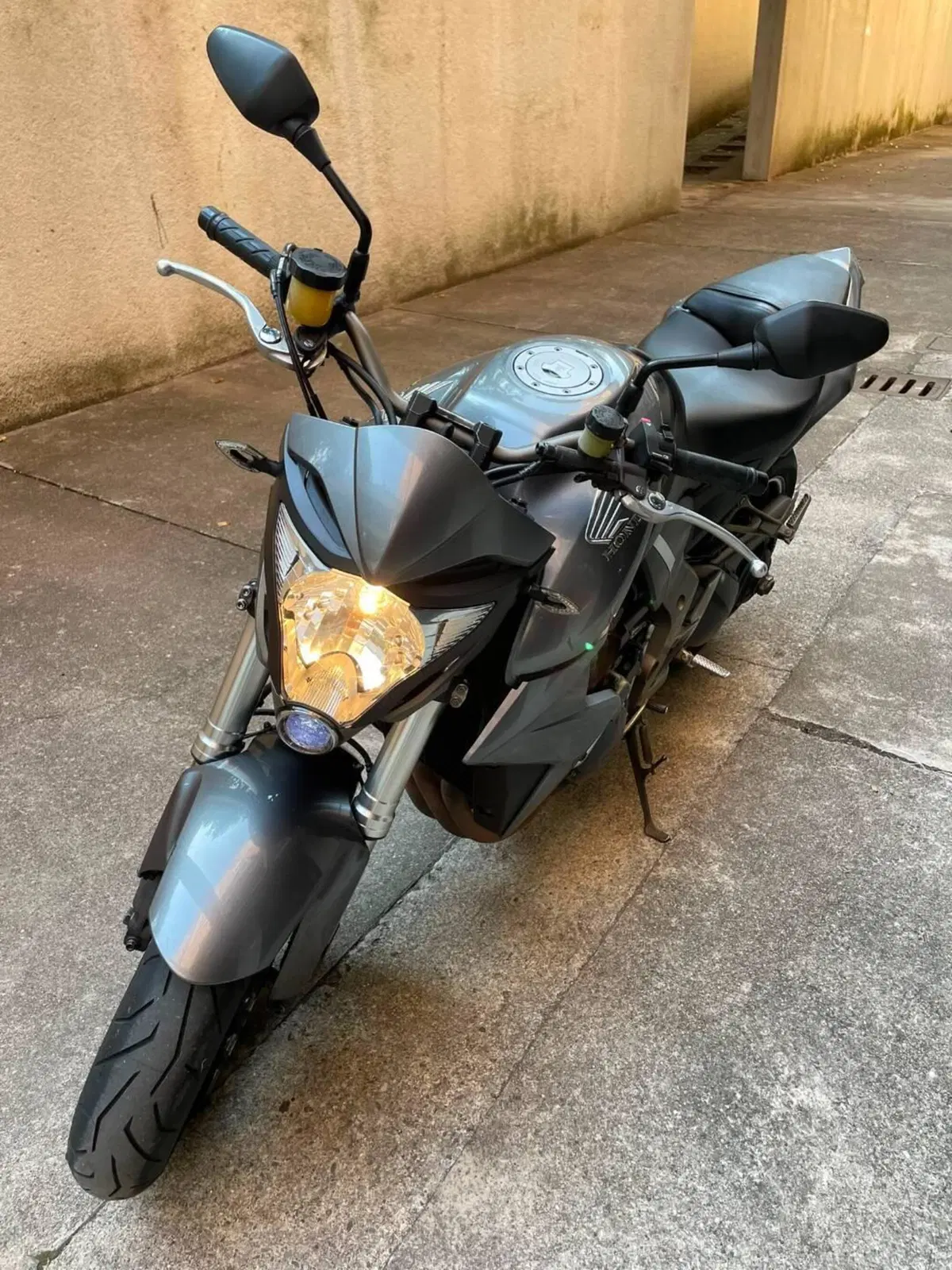 Honda CB 1000 R ABS (2011 - 17) (2)