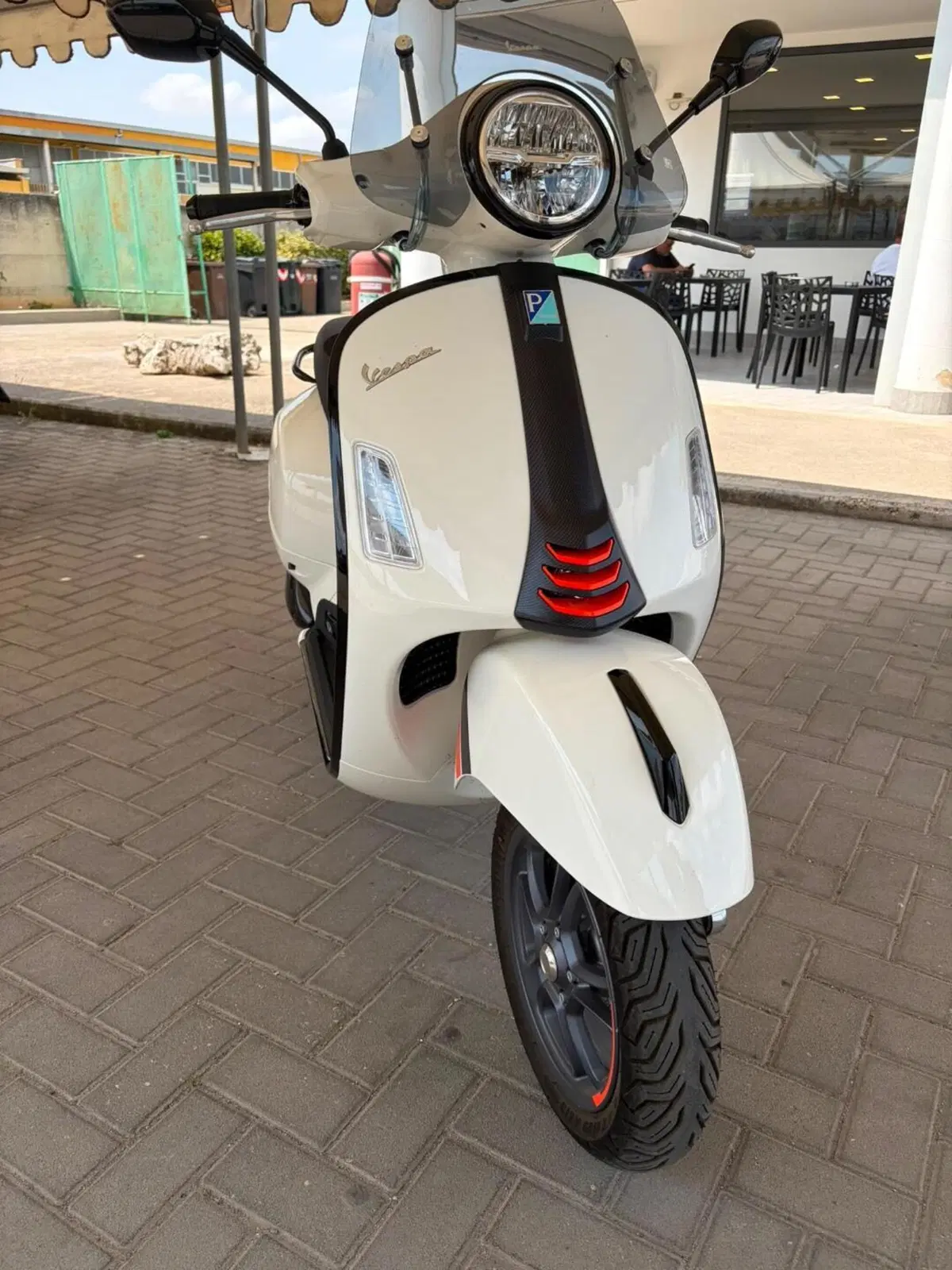 Vespa GTS 310 Supersport (2025 - 26) (4)