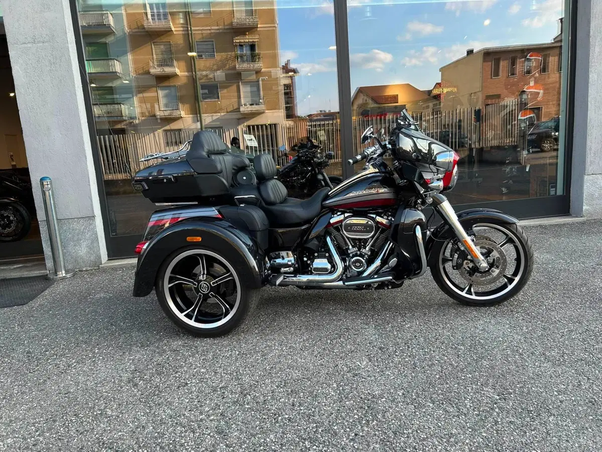 Harley-Davidson 114 Tri Glide Ultra (2019 - 20) - FLHTCUTG (19)