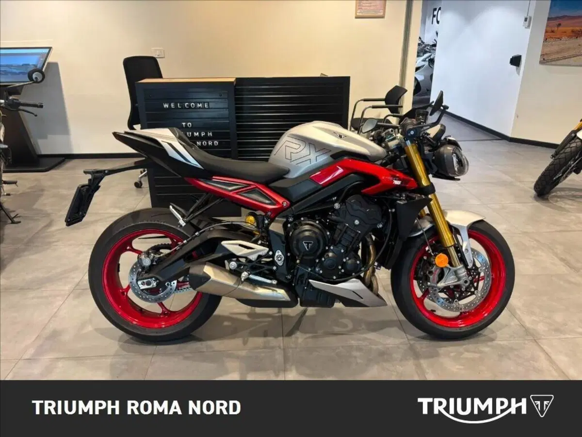 Triumph Street Triple 765 RX (2026)