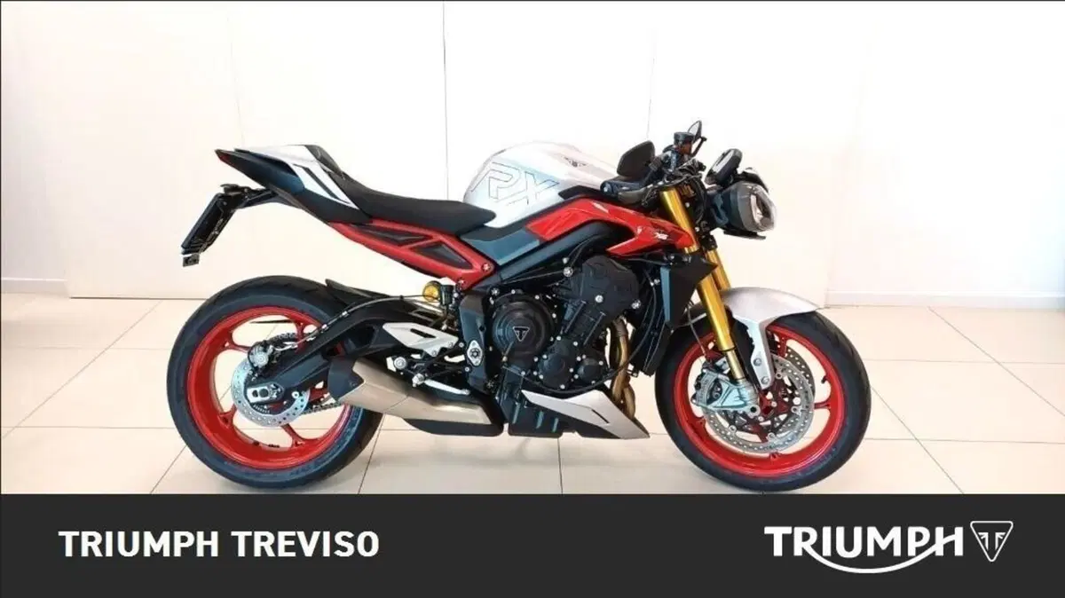 Triumph Street Triple 765 RX (2026) (2)