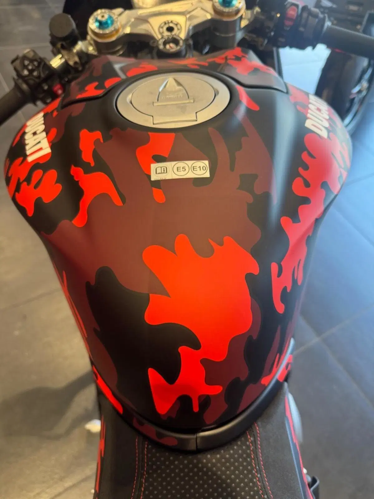 Ducati Panigale V2 FB63 (2026) (10)