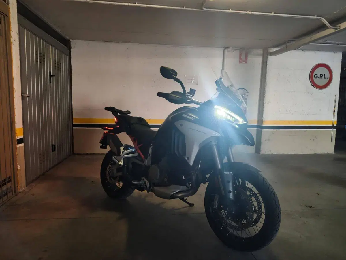 Ducati Multistrada V4 S (2021 - 24) (4)