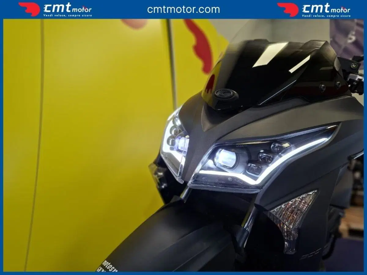 Kymco X-Town 300i (2021 - 24) (6)