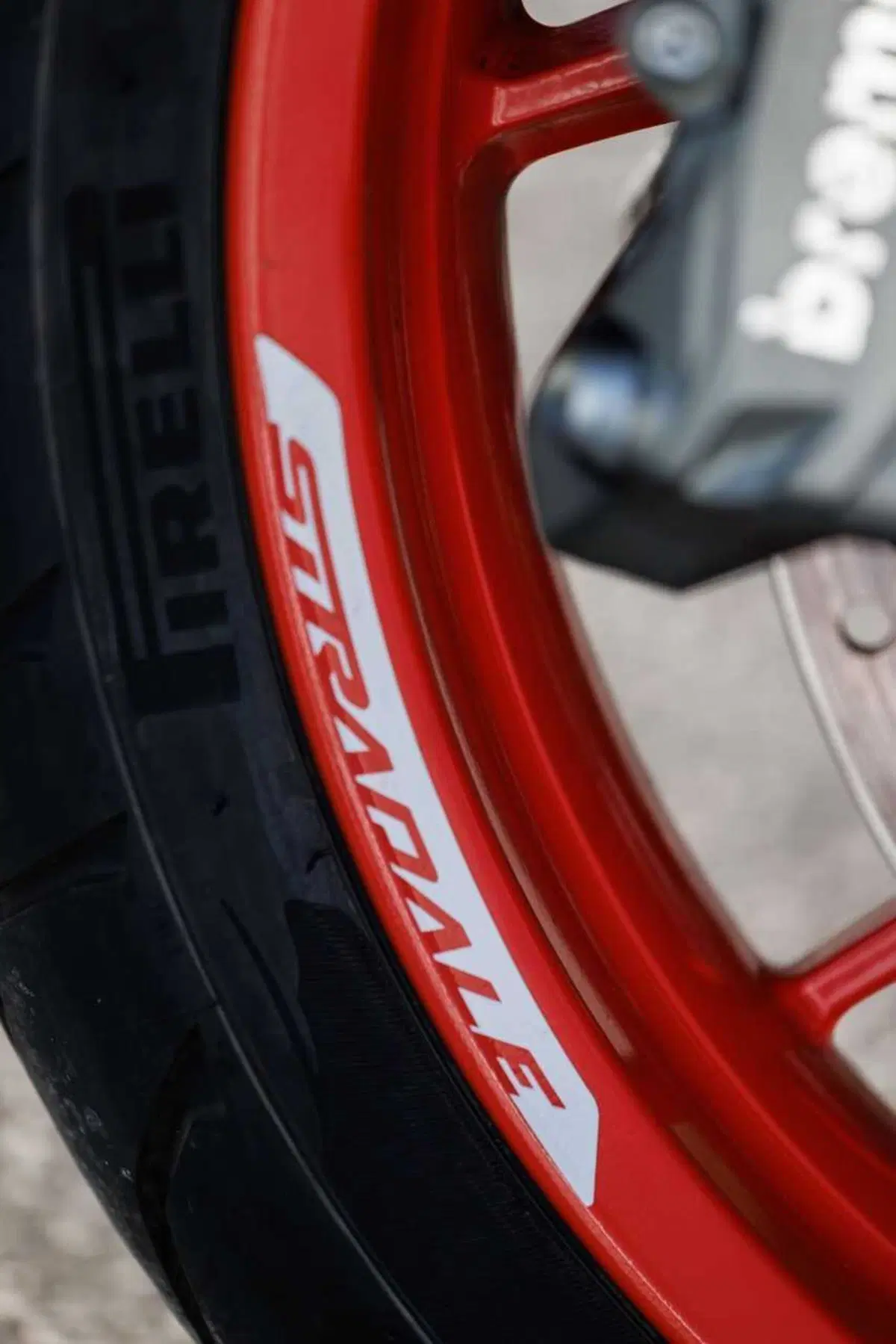 Benelli entra tra le maxi: abbiamo guidato le nuove TRK 902 Xplorer e Stradale [VIDEO] (5)