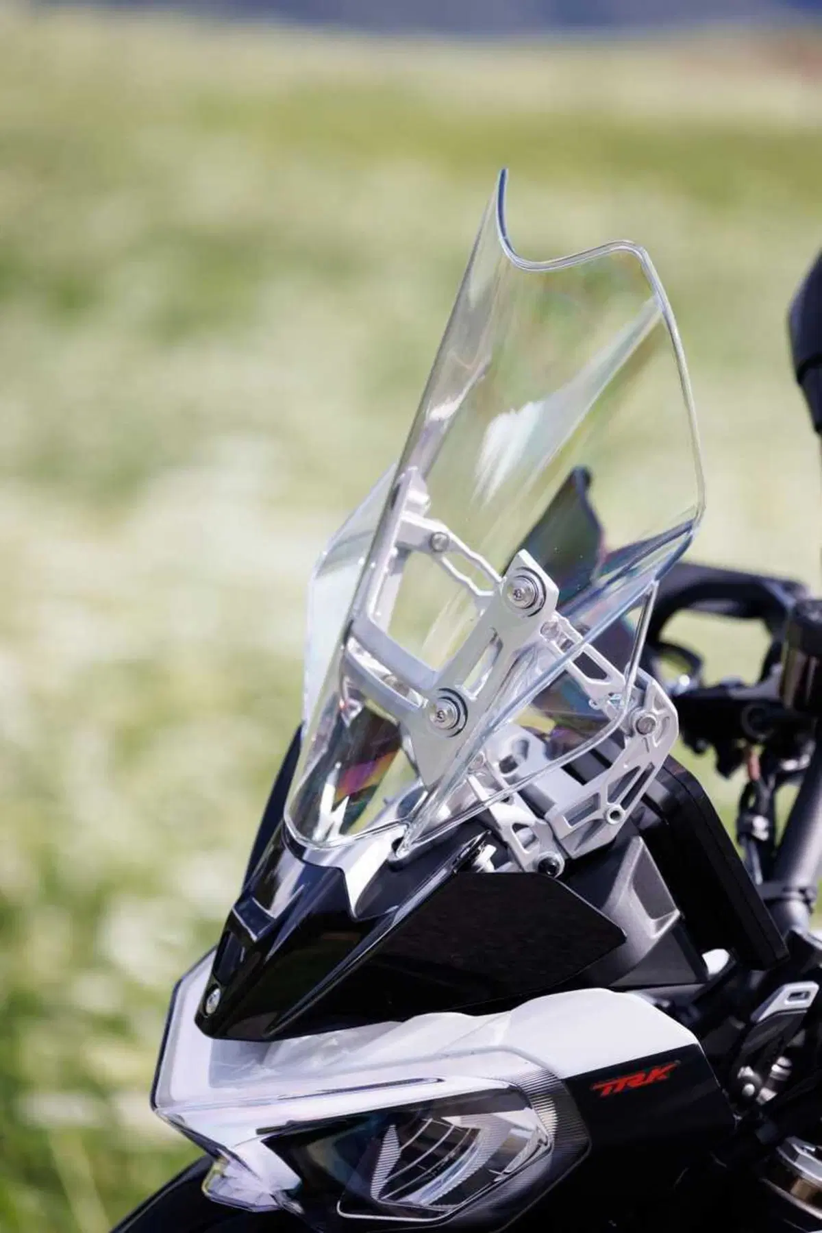 Benelli entra tra le maxi: abbiamo guidato le nuove TRK 902 Xplorer e Stradale [VIDEO] (15)