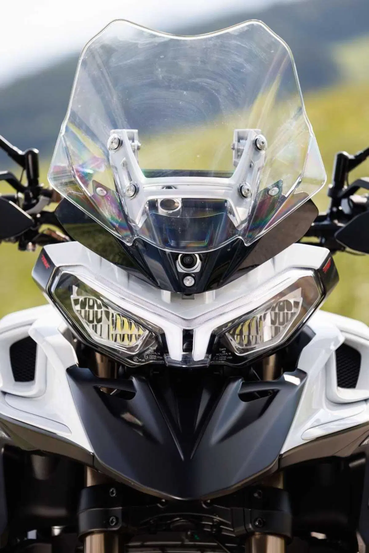 Benelli entra tra le maxi: abbiamo guidato le nuove TRK 902 Xplorer e Stradale [VIDEO] (16)