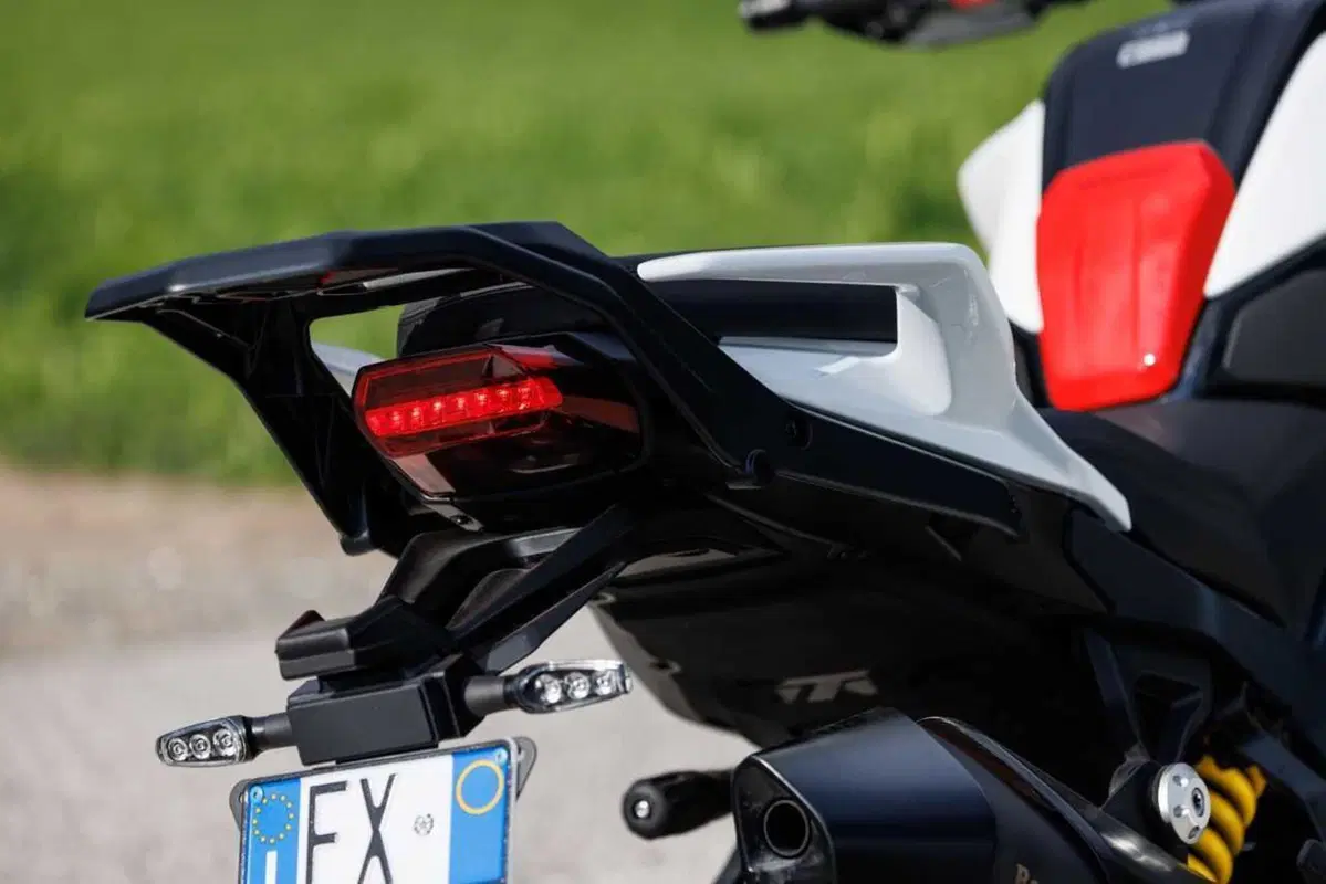 Benelli entra tra le maxi: abbiamo guidato le nuove TRK 902 Xplorer e Stradale [VIDEO] (20)
