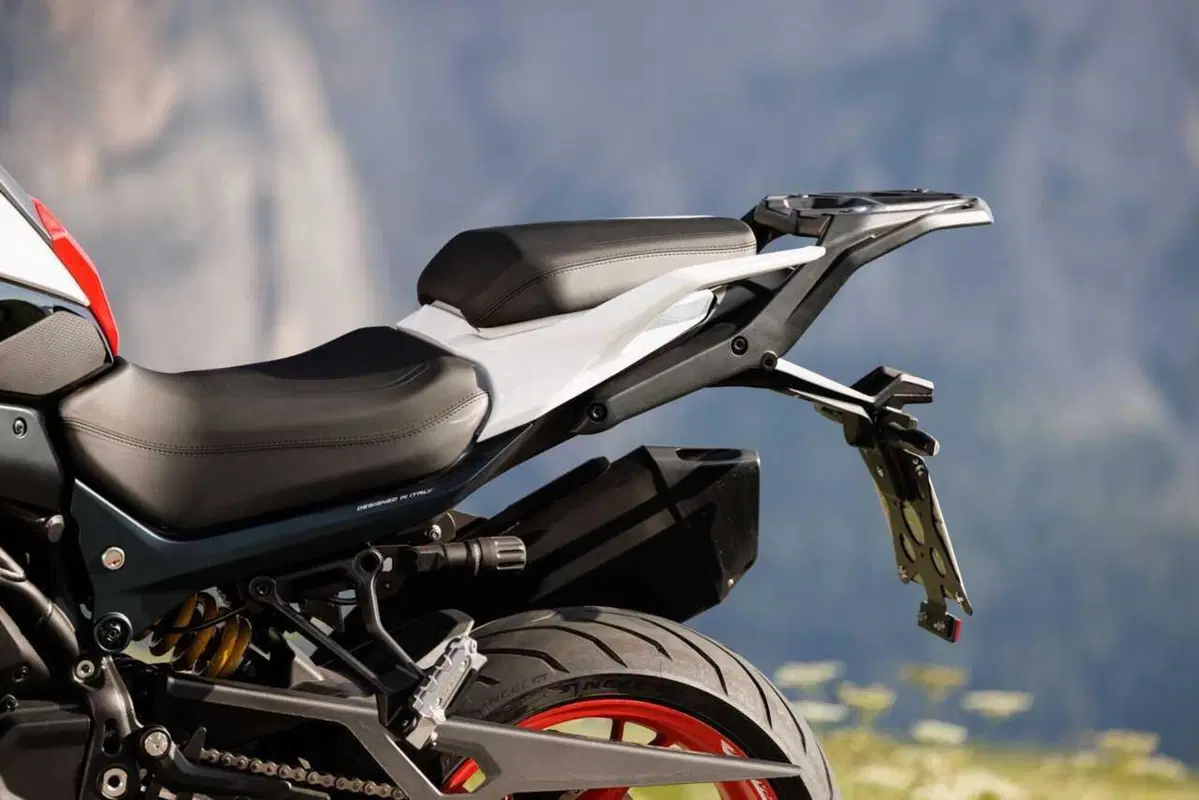 Benelli entra tra le maxi: abbiamo guidato le nuove TRK 902 Xplorer e Stradale [VIDEO] (30)