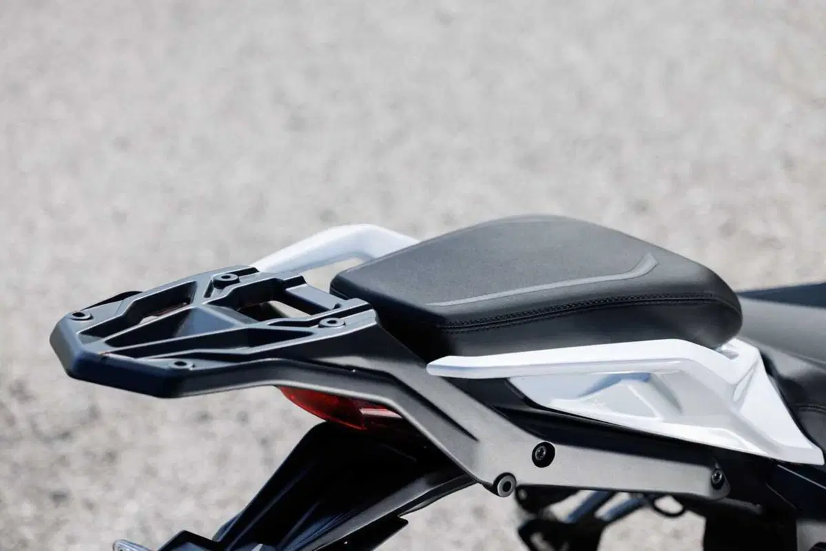 Benelli entra tra le maxi: abbiamo guidato le nuove TRK 902 Xplorer e Stradale [VIDEO] (46)