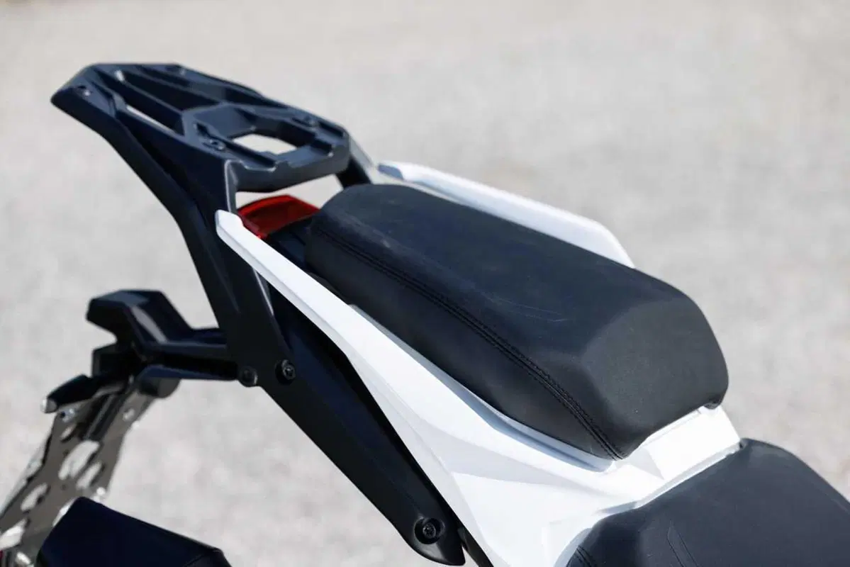 Benelli entra tra le maxi: abbiamo guidato le nuove TRK 902 Xplorer e Stradale [VIDEO] (48)