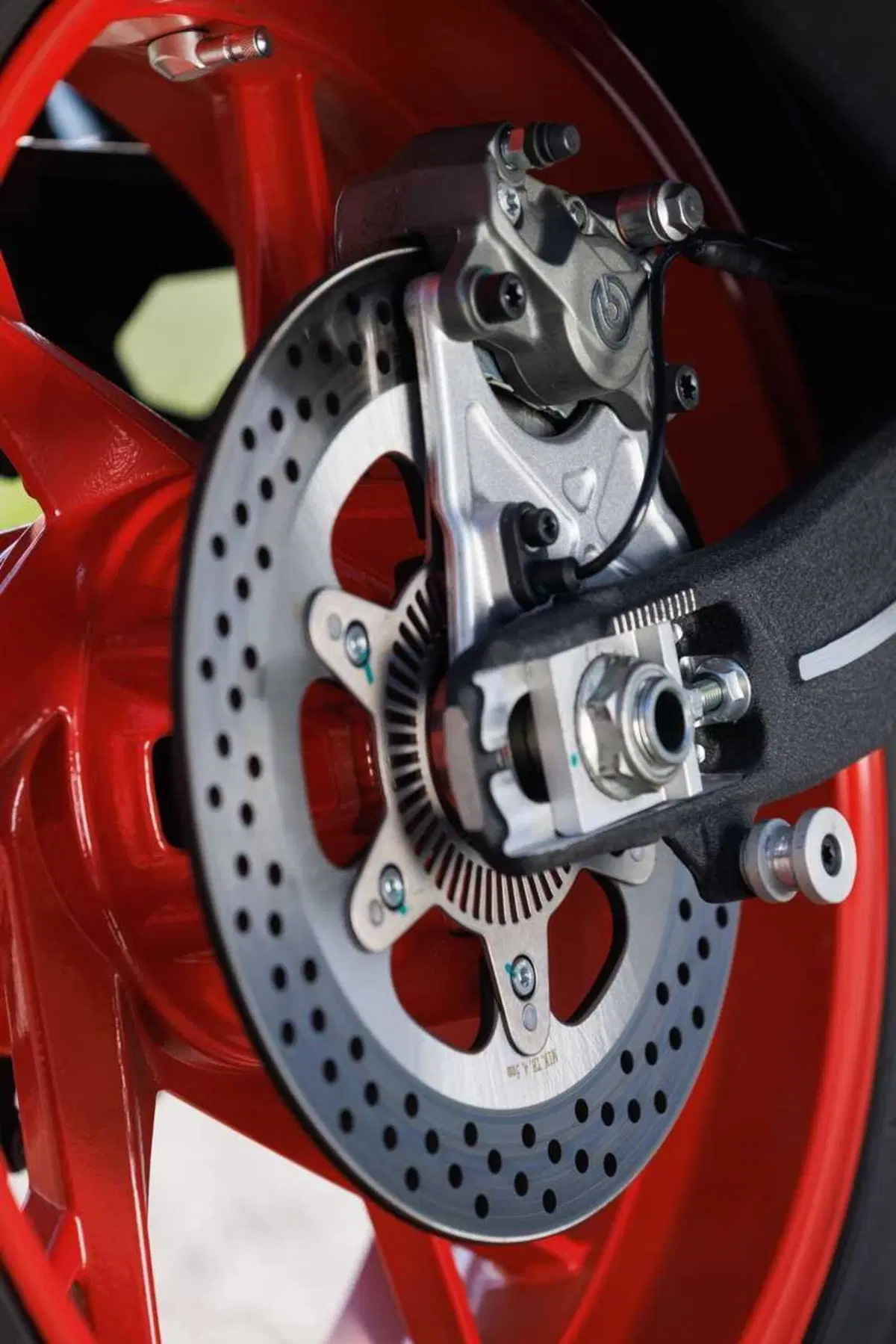 Benelli entra tra le maxi: abbiamo guidato le nuove TRK 902 Xplorer e Stradale [VIDEO] (57)