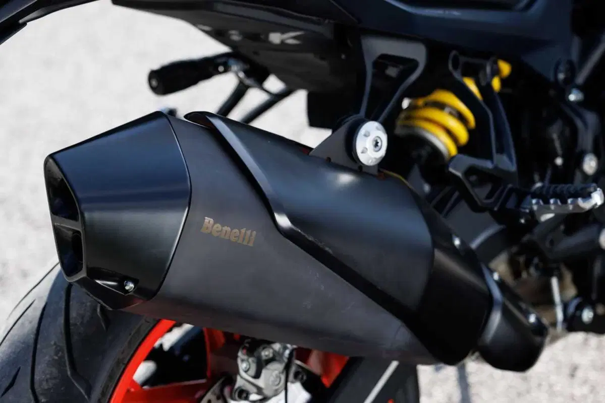 Benelli entra tra le maxi: abbiamo guidato le nuove TRK 902 Xplorer e Stradale [VIDEO] (59)