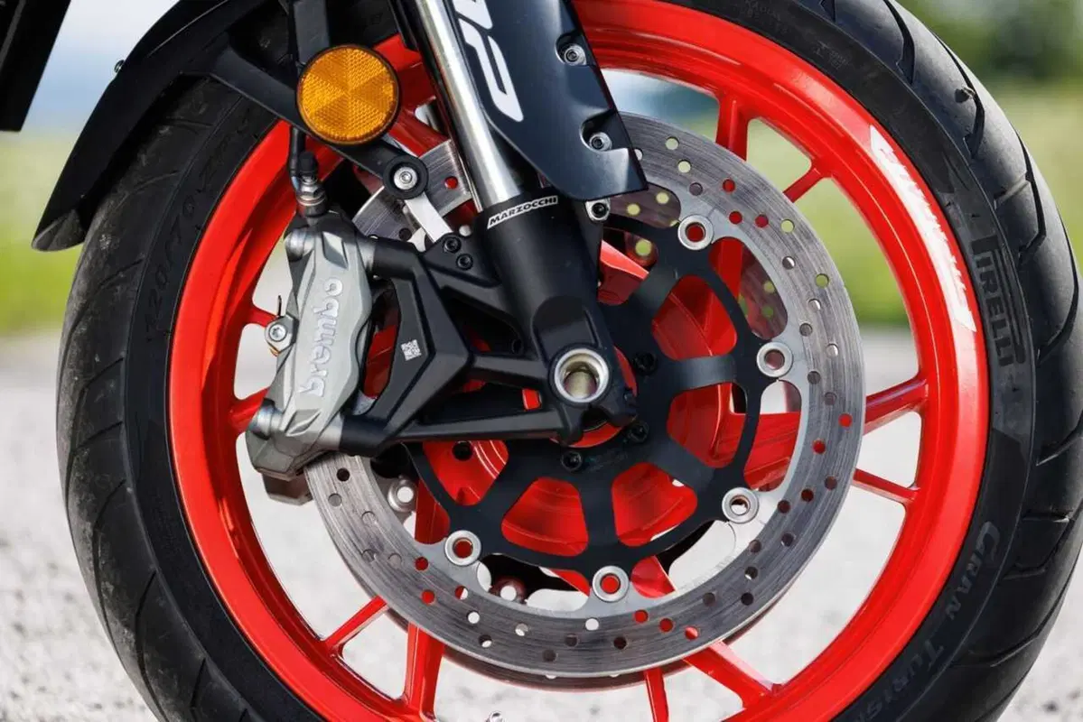 Benelli entra tra le maxi: abbiamo guidato le nuove TRK 902 Xplorer e Stradale [VIDEO] (73)