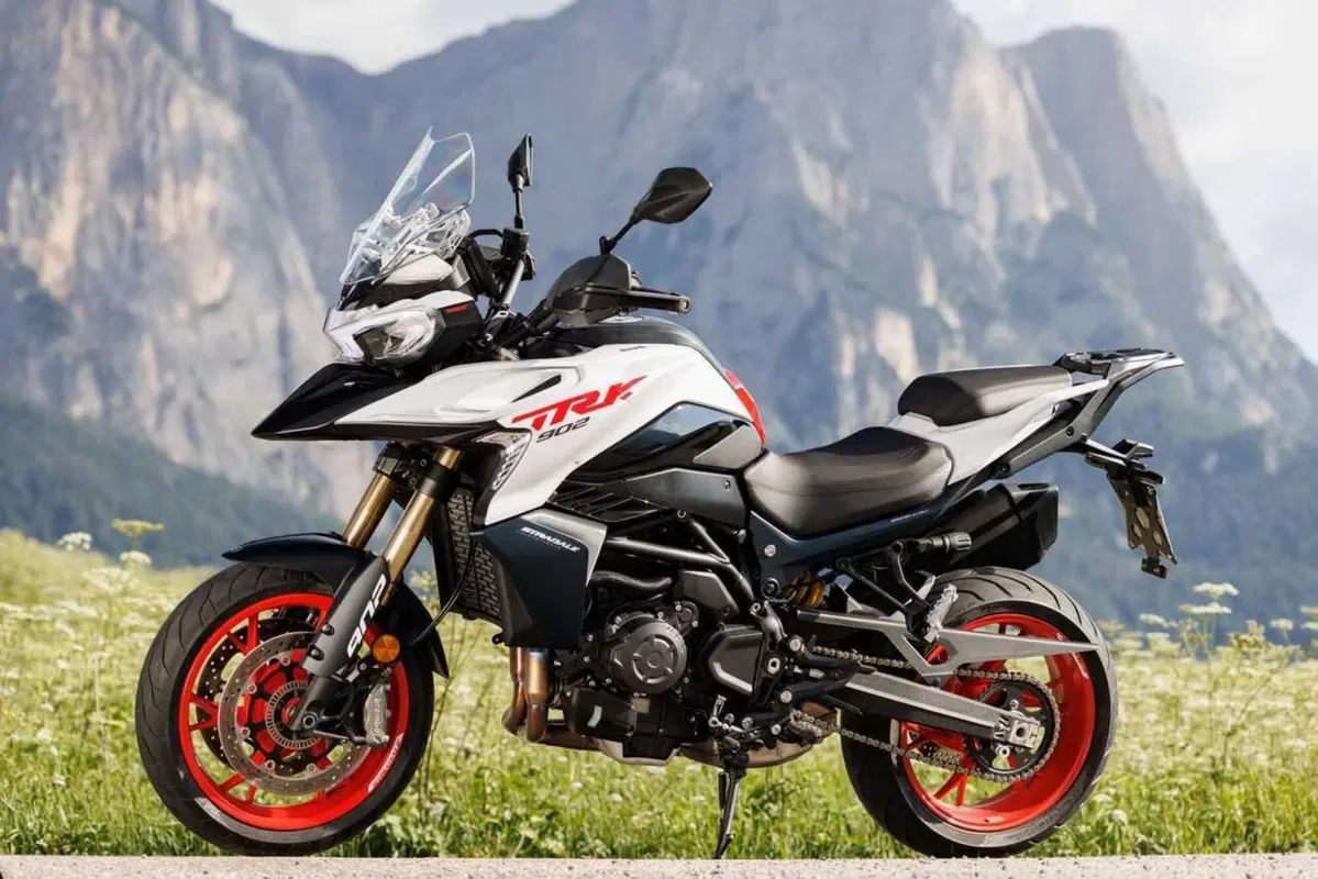 Benelli entra tra le maxi: abbiamo guidato le nuove TRK 902 Xplorer e Stradale [VIDEO] (82)