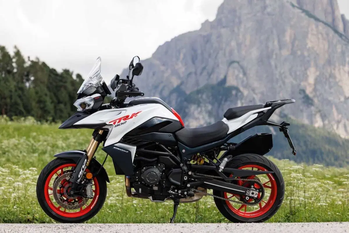 Benelli entra tra le maxi: abbiamo guidato le nuove TRK 902 Xplorer e Stradale [VIDEO] (83)