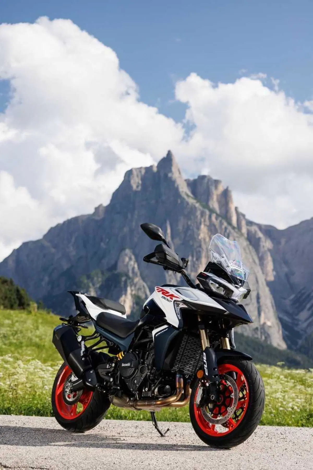 Benelli entra tra le maxi: abbiamo guidato le nuove TRK 902 Xplorer e Stradale [VIDEO] (86)