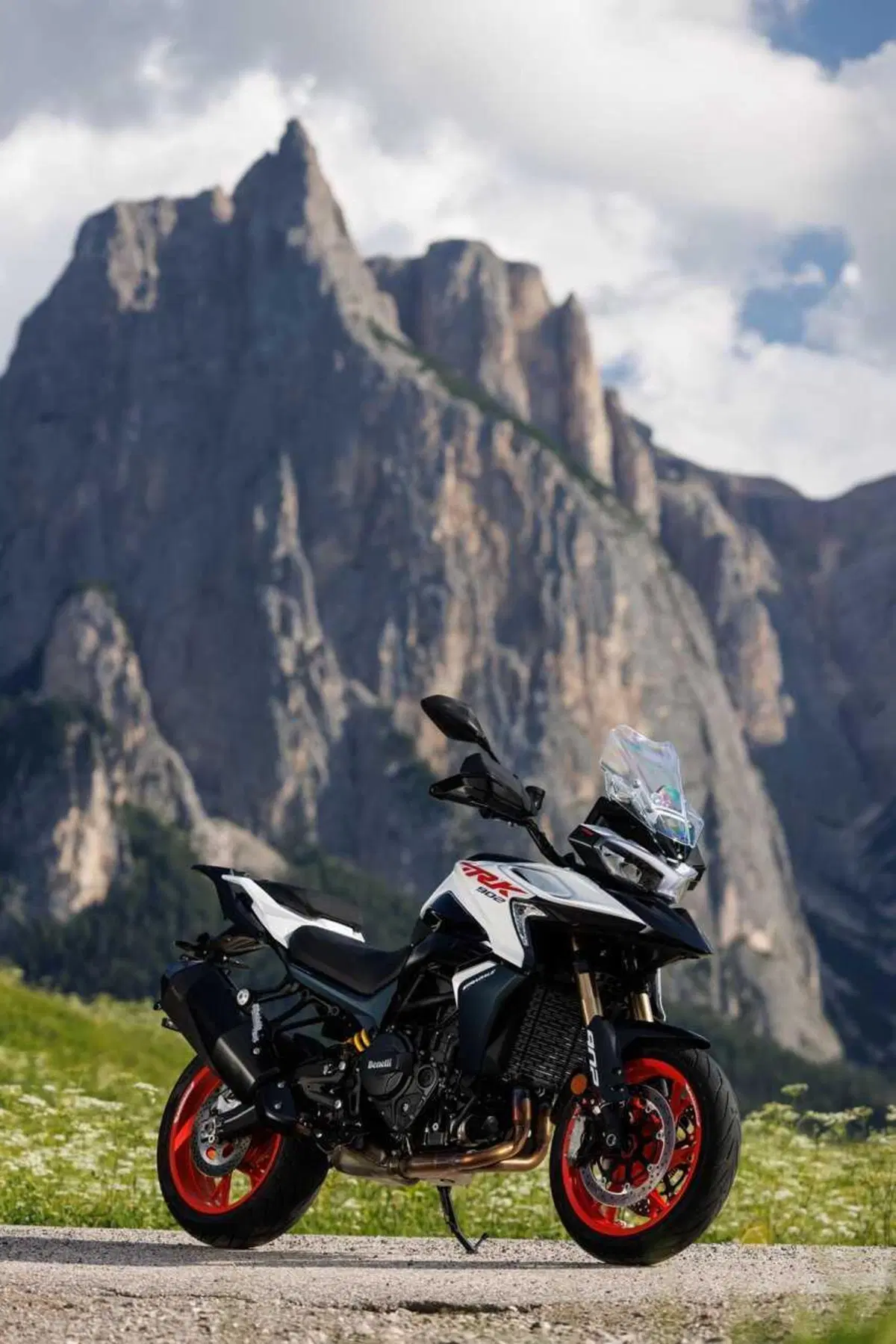Benelli entra tra le maxi: abbiamo guidato le nuove TRK 902 Xplorer e Stradale [VIDEO] (93)