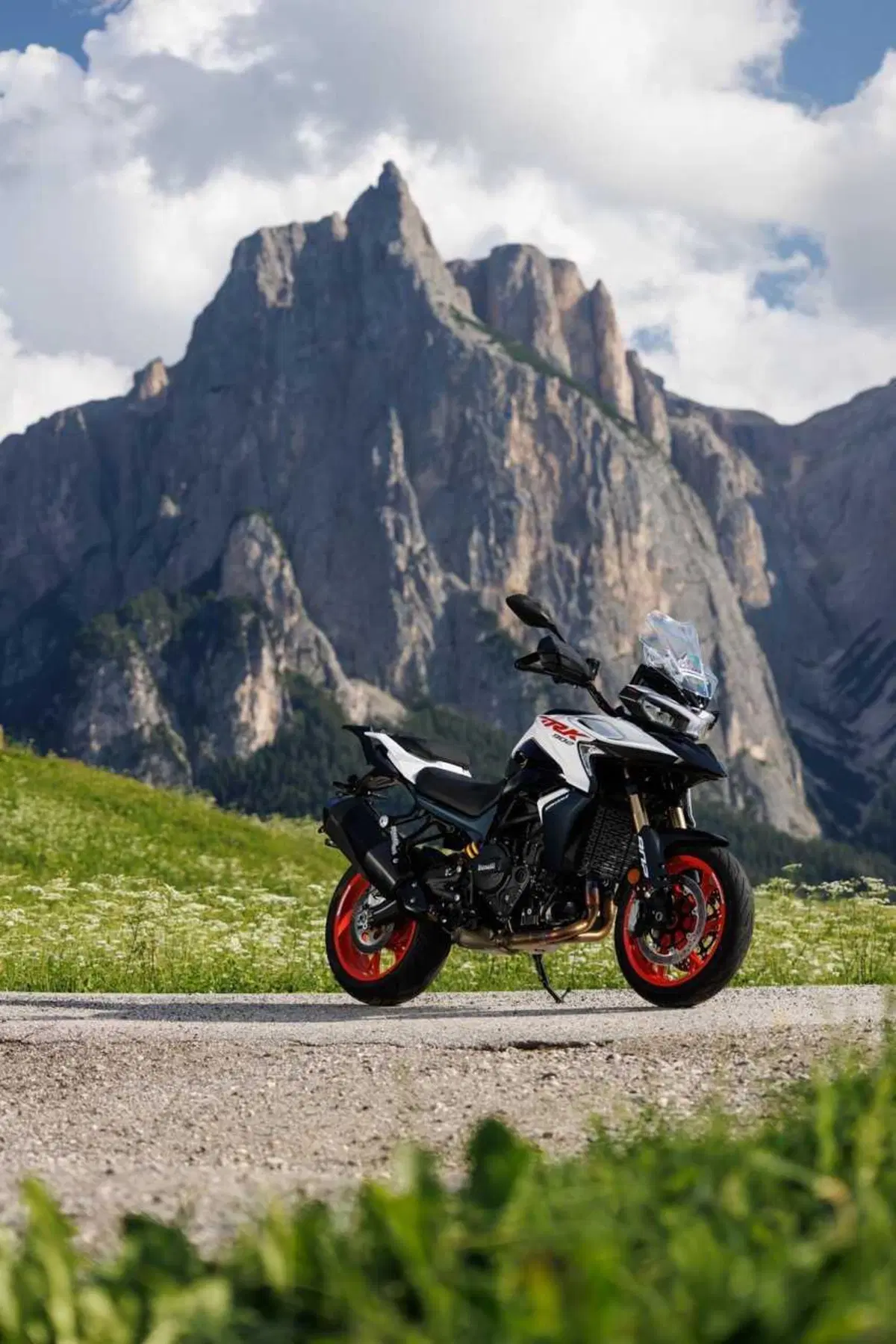 Benelli entra tra le maxi: abbiamo guidato le nuove TRK 902 Xplorer e Stradale [VIDEO] (94)