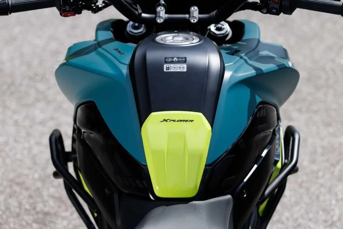 Benelli entra tra le maxi: abbiamo guidato le nuove TRK 902 Xplorer e Stradale [VIDEO] (7)