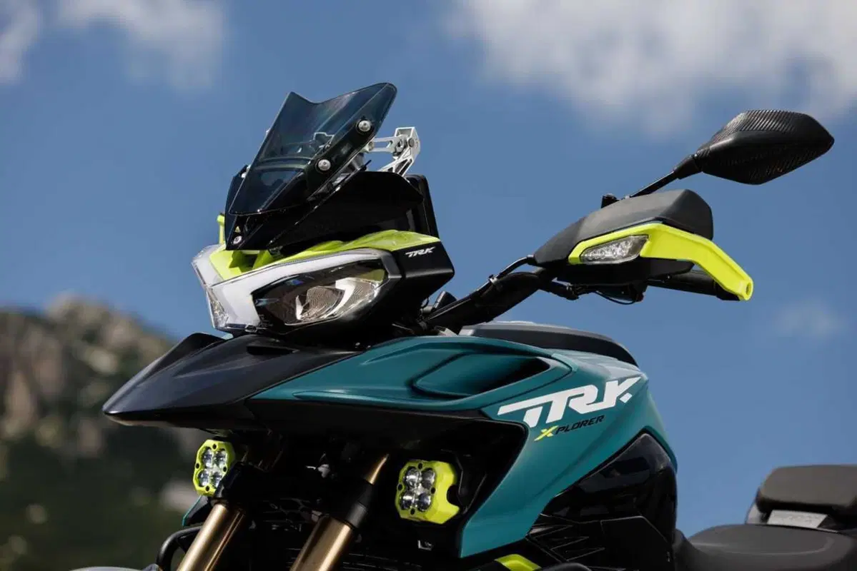 Benelli entra tra le maxi: abbiamo guidato le nuove TRK 902 Xplorer e Stradale [VIDEO] (13)