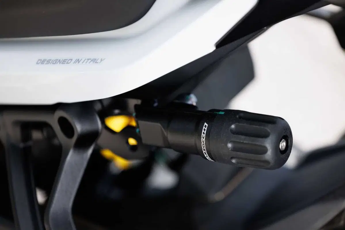Benelli entra tra le maxi: abbiamo guidato le nuove TRK 902 Xplorer e Stradale [VIDEO] (23)