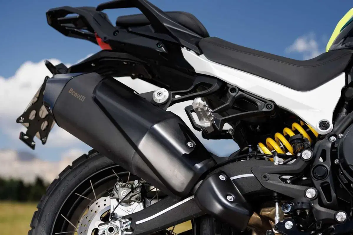 Benelli entra tra le maxi: abbiamo guidato le nuove TRK 902 Xplorer e Stradale [VIDEO] (33)