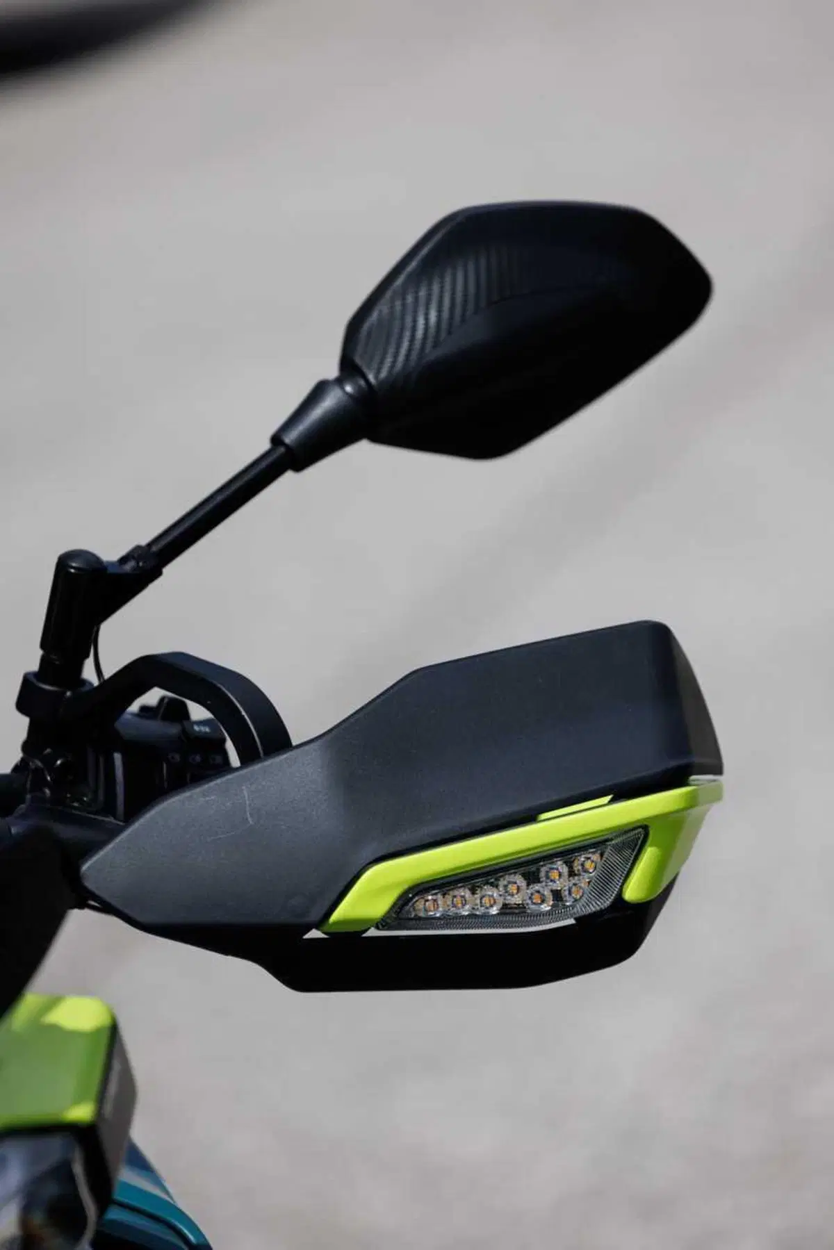 Benelli entra tra le maxi: abbiamo guidato le nuove TRK 902 Xplorer e Stradale [VIDEO] (35)