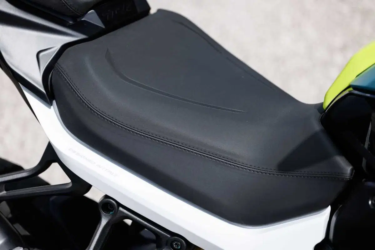 Benelli entra tra le maxi: abbiamo guidato le nuove TRK 902 Xplorer e Stradale [VIDEO] (43)