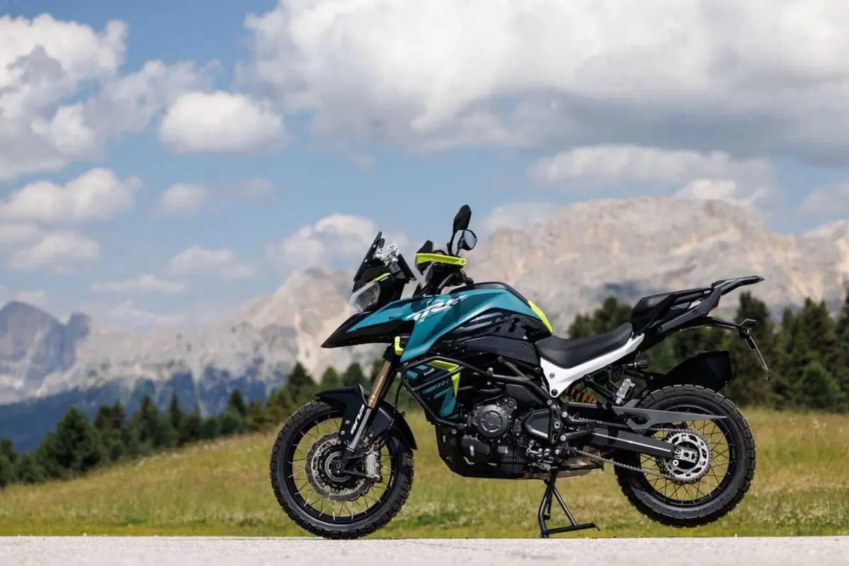 Benelli entra tra le maxi: abbiamo guidato le nuove TRK 902 Xplorer e Stradale [VIDEO] (57)