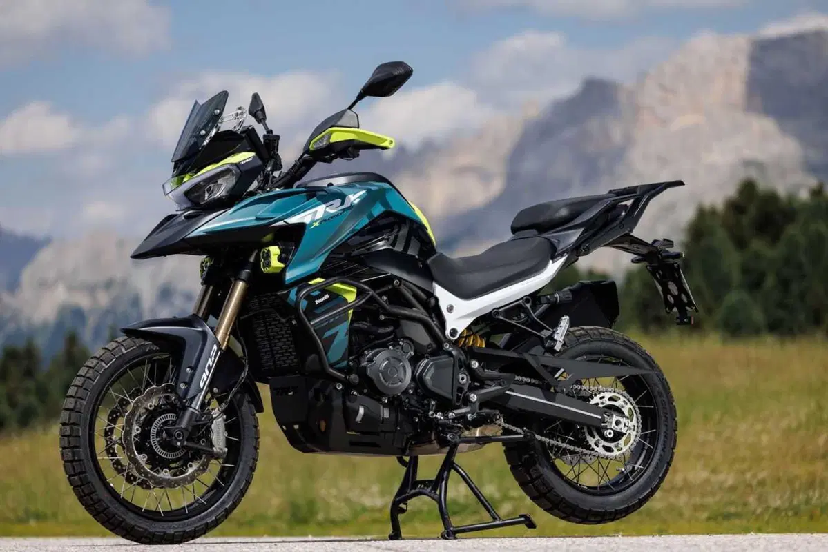 Benelli entra tra le maxi: abbiamo guidato le nuove TRK 902 Xplorer e Stradale [VIDEO] (63)