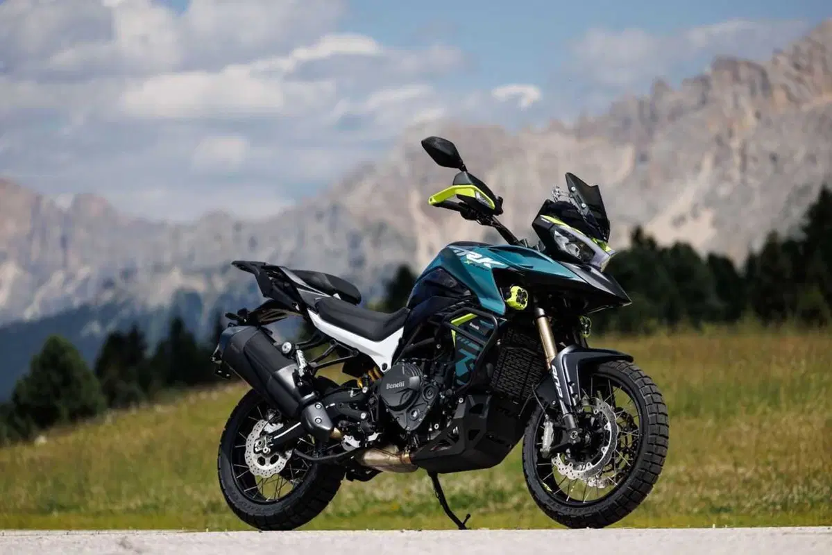 Benelli entra tra le maxi: abbiamo guidato le nuove TRK 902 Xplorer e Stradale [VIDEO] (68)