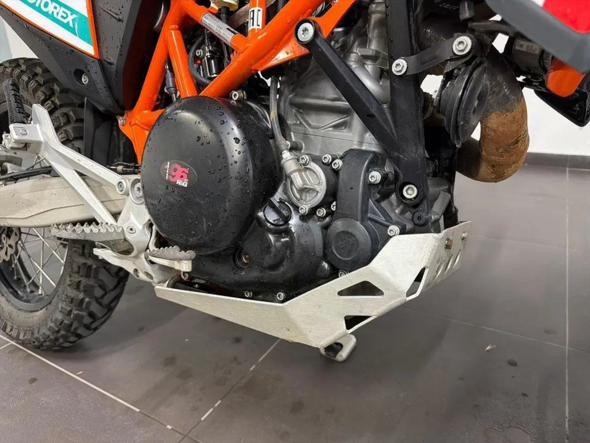 KTM 690 Enduro R (2022 - 25) (11)