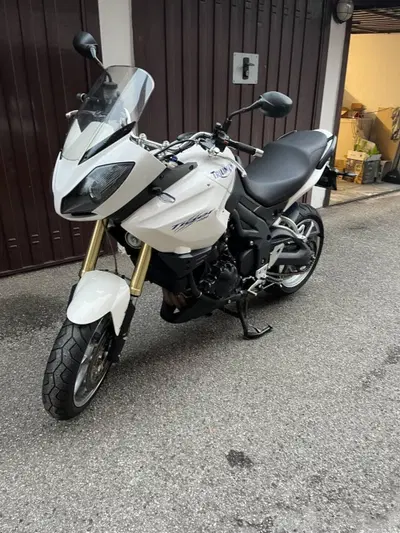 Triumph Tiger 1050 (2006 - 12) usata