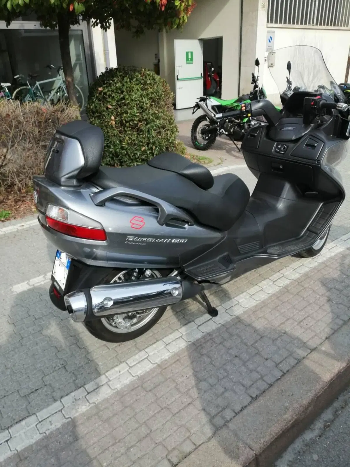 Suzuki Burgman AN 650 Executive (2004 - 06)
