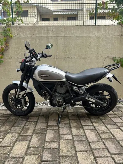 Ducati Scrambler 800 Icon (2017 - 20) usata