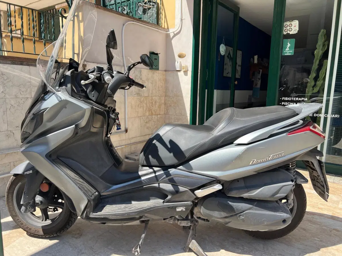 Kymco Downtown 350i ABS (2016 - 20) (2)