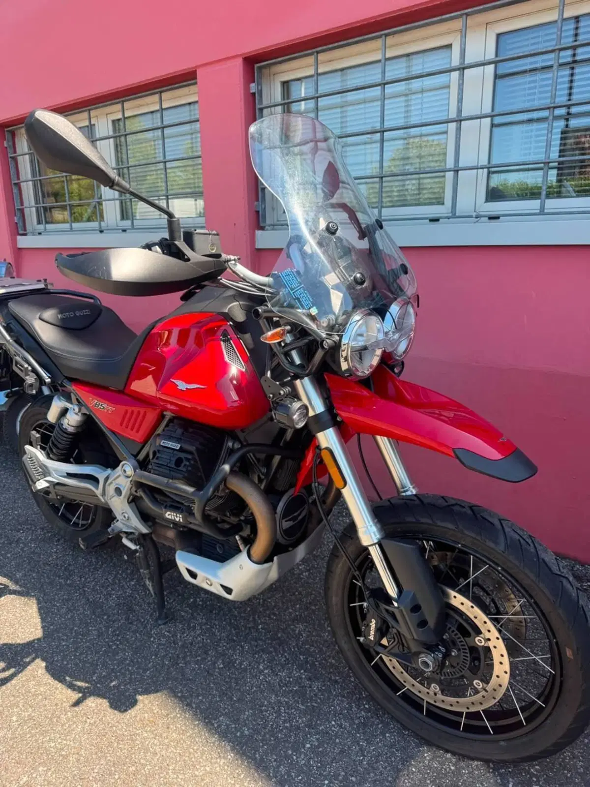 Moto Guzzi V85 TT (2019 - 20) (3)